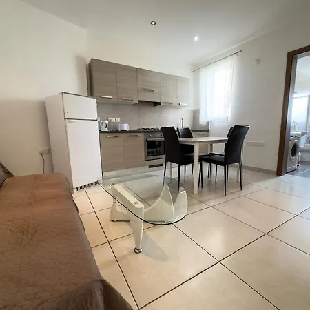 2 Bedroom Close To Promenade Appartamento *