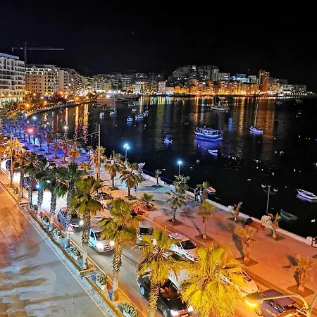 Apartment 2 Bedroom Close To Promenade